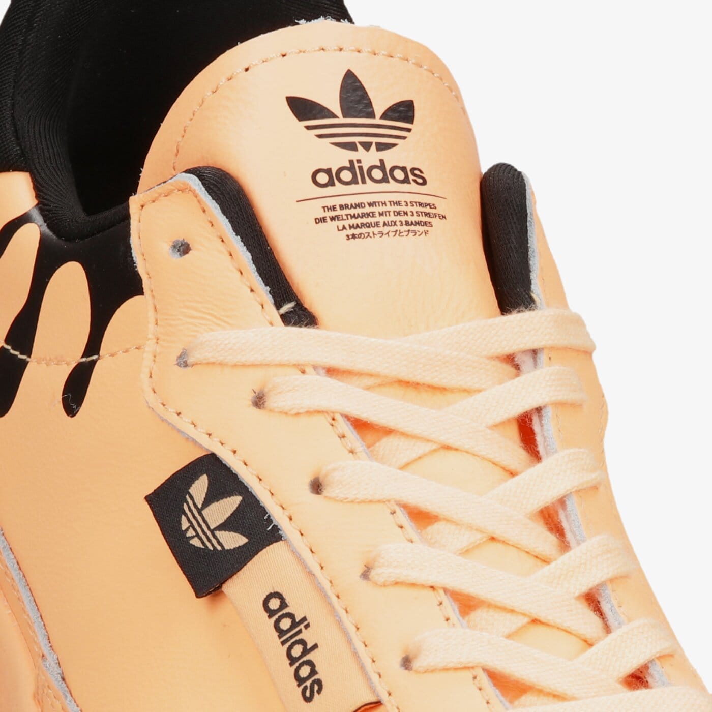 Дамски маратонки ADIDAS NEW HER COURT W gy3581 цвят оранжев