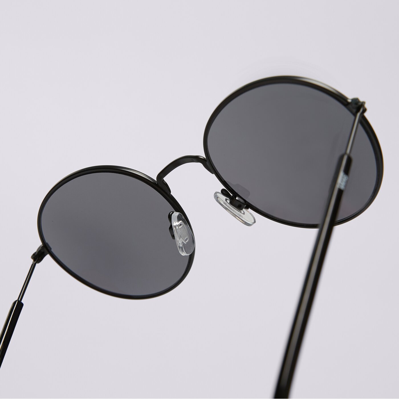 Дамски слънчеви очила VANS ОЧИЛА LEVELER SUNGLASSES vn000hefblk1 цвят черен