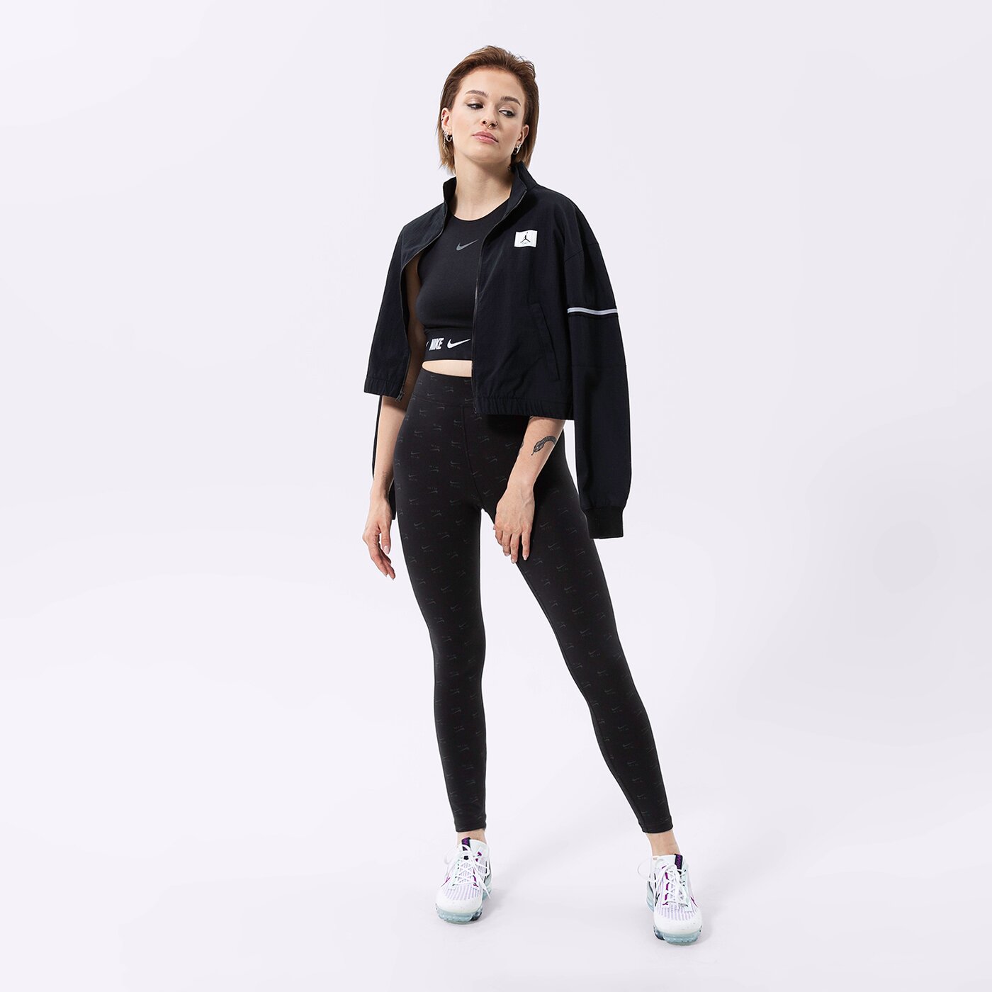 Дамски панталони NIKE КЛИН AIR AOP HR TGT BLK dq6573-010 цвят черен