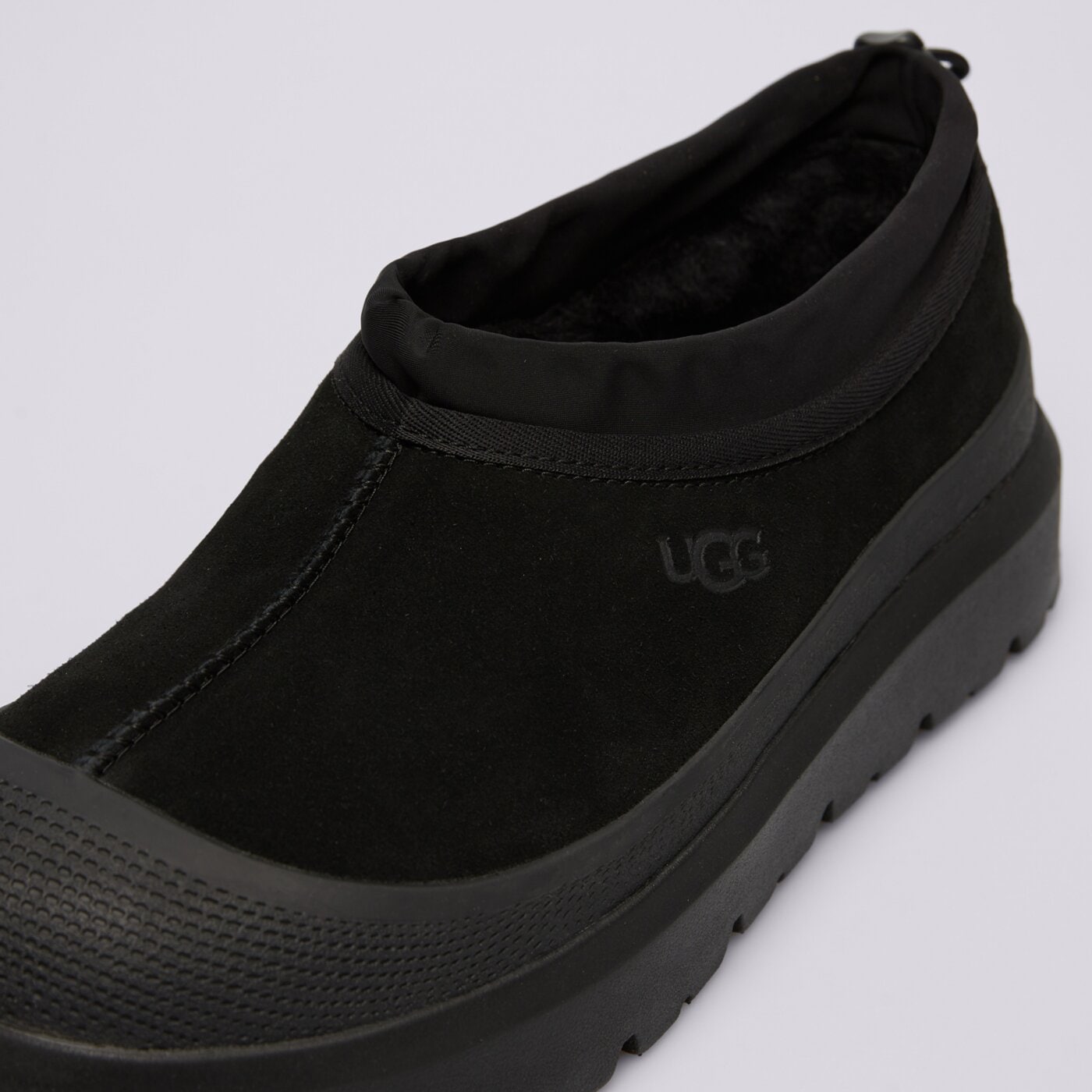 Мъжки зимни обувки UGG M TASMAN WEATHER HYBRID 1144096-bblc цвят черен