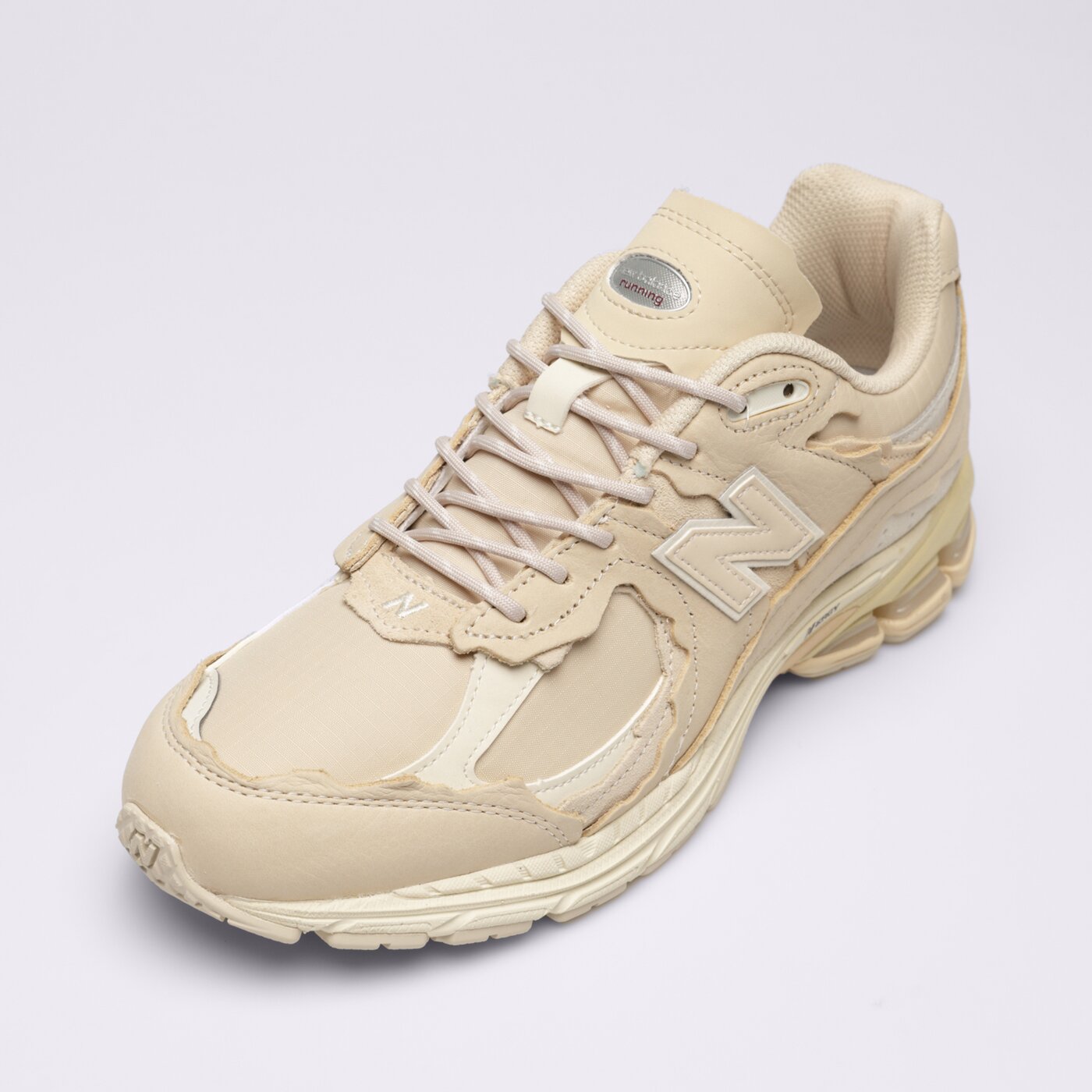 Мъжки маратонки NEW BALANCE 2002R  m2002rdq цвят бежов