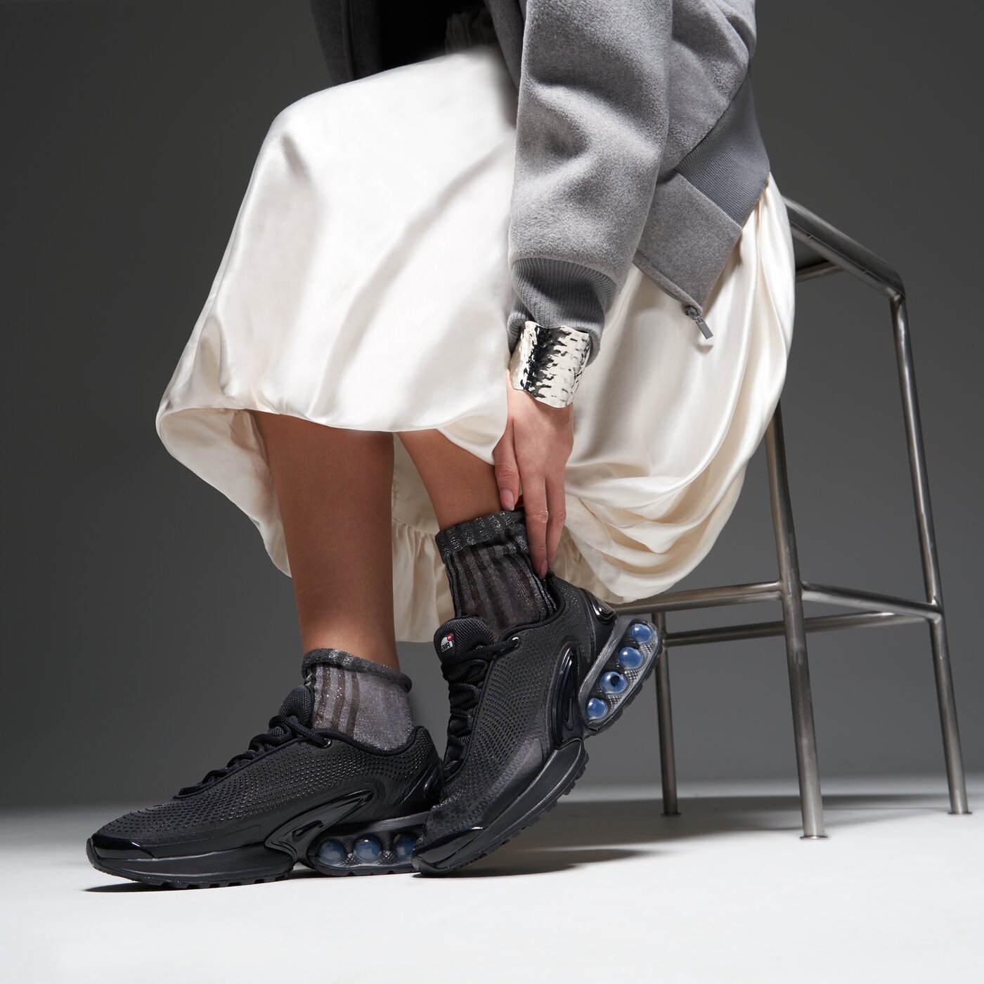 Дамски маратонки NIKE W AIR MAX DN  fj3145-003 цвят черен