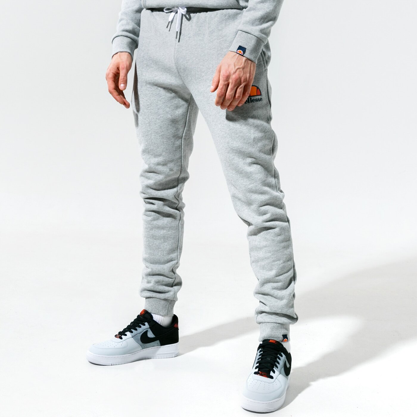 Мъжки панталони ELLESSE ПАНТАЛОНИ OVEST GREY shs01763112 цвят сив