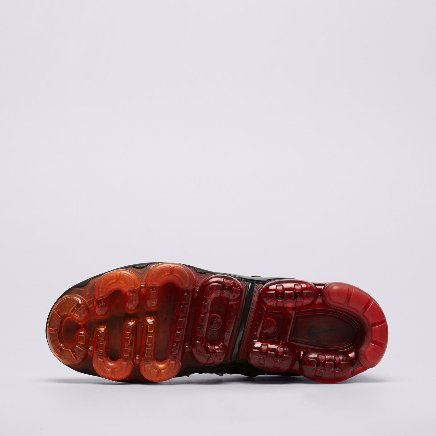 Мъжки маратонки NIKE AIR VAPORMAX PLUS cv1645-001 цвят черен