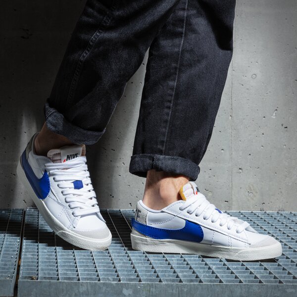 Мъжки маратонки NIKE BLAZER LOW '77 JUMBO dq8768-100 цвят бял