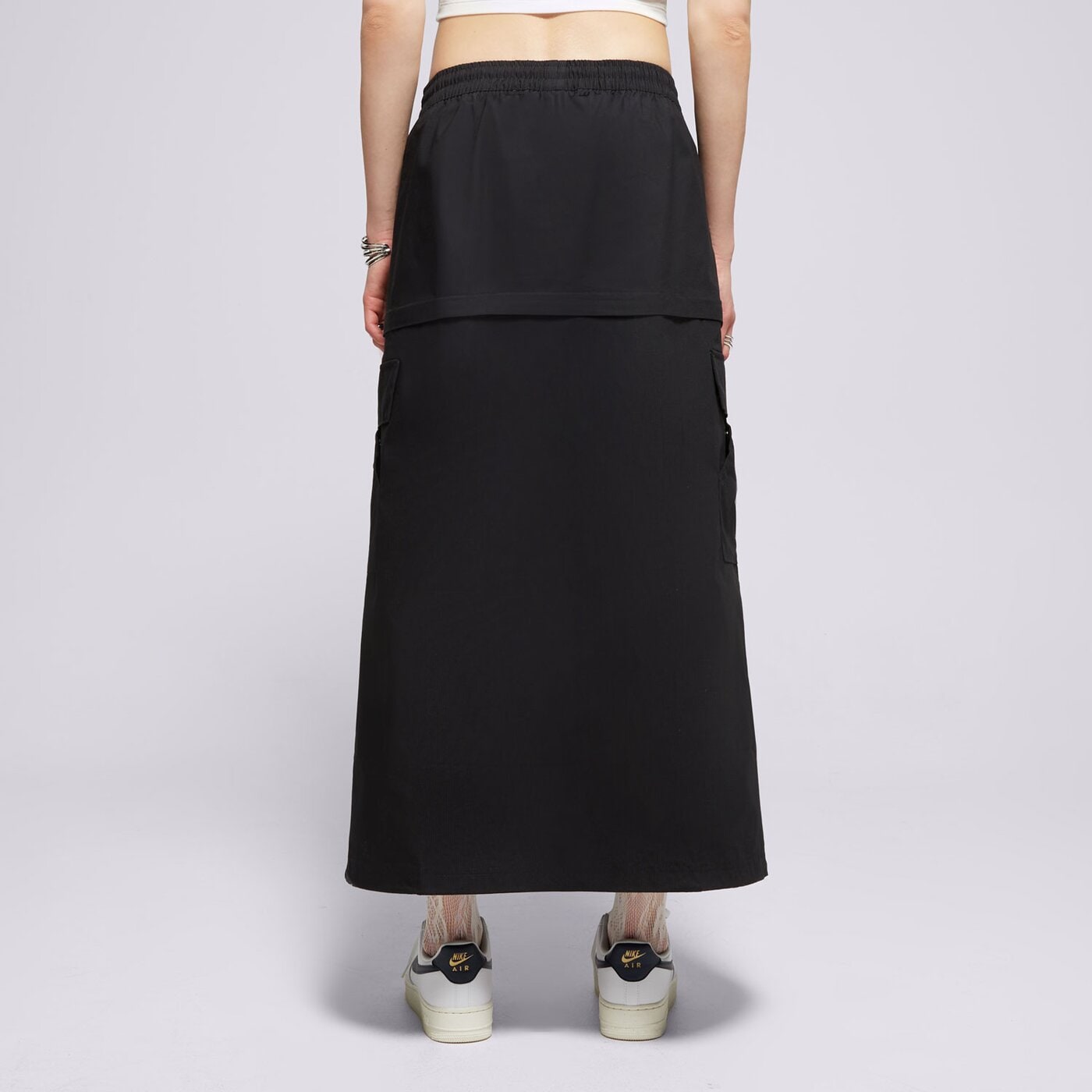 Дамски NIKE ПОЛА W NSW ESSTL WVN MR CGO MDI SKT fv7503-010 цвят черен