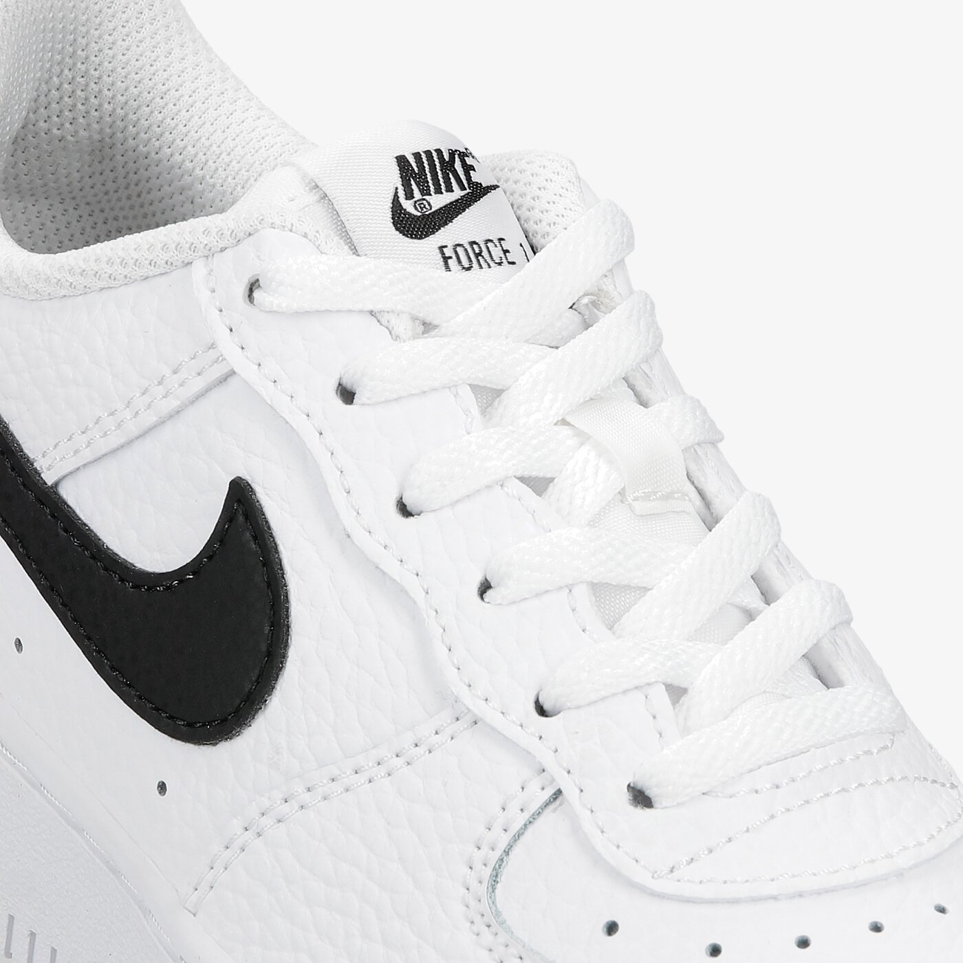 Детски маратонки NIKE AIR FORCE 1  cz1685-100 цвят бял