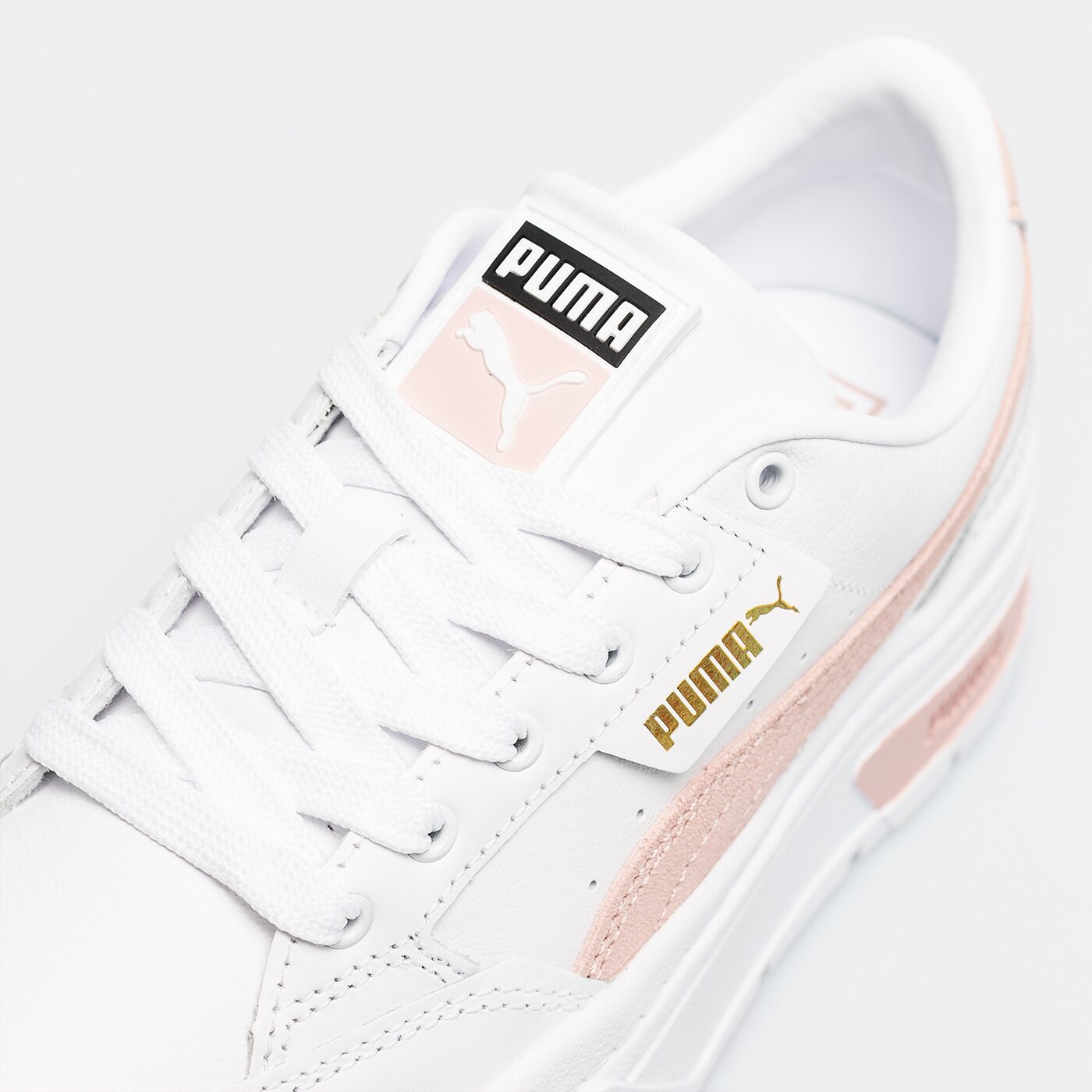 Дамски маратонки PUMA MAYZE STACK WNS 38436302 цвят бял