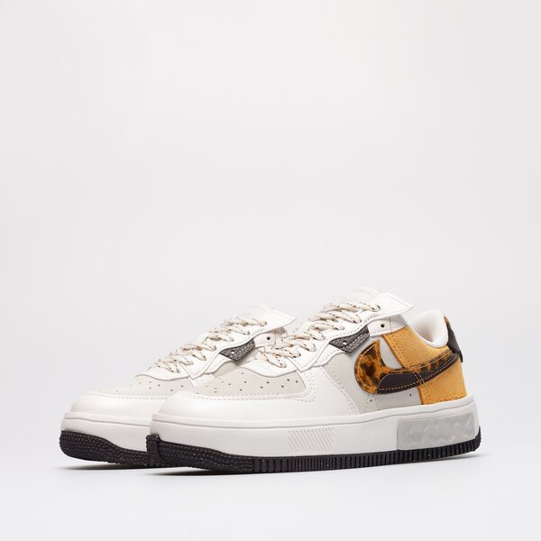Дамски маратонки NIKE AIR FORCE 1 FONTANKA dr0151-001 цвят бял