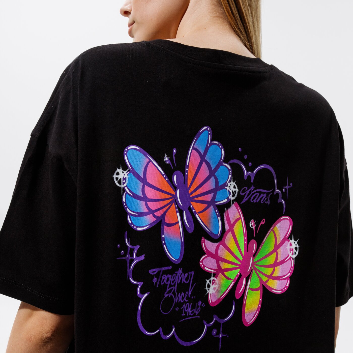 Дамска тениска VANS ТЕНИСКА FLUTTER S/S vn0a54vfblk1 цвят черен