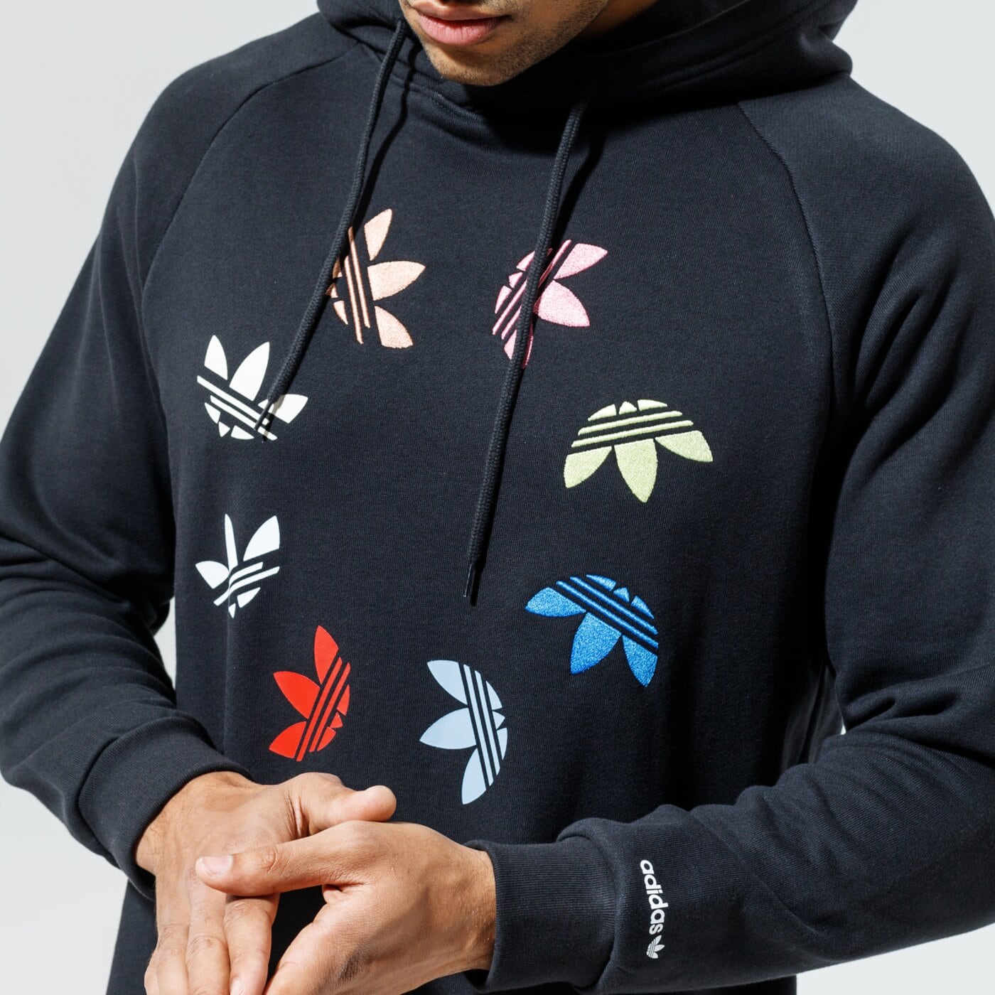 Мъжки суичър ADIDAS СУИТЧЪР С КАЧУЛКА ST HOODY h37732 цвят черен