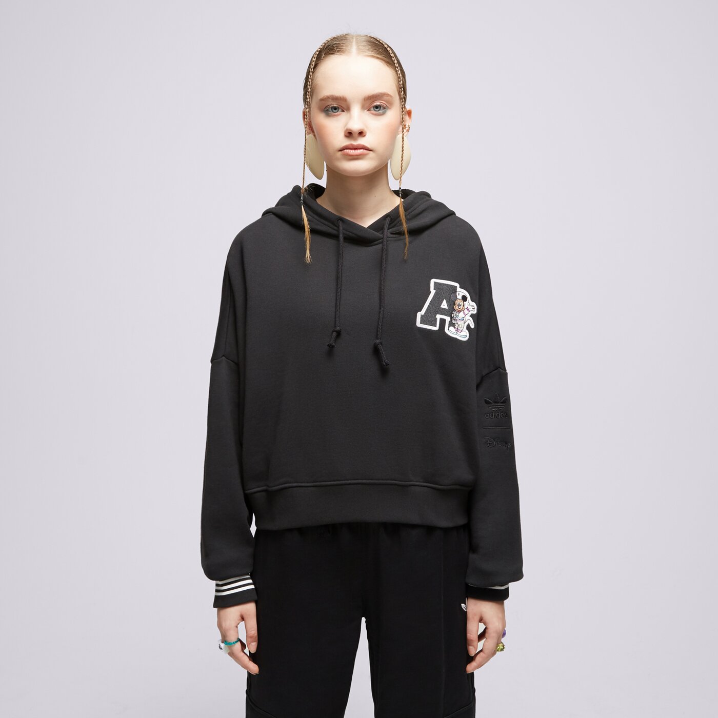 Дамски суичър ADIDAS СУИТЧЪР С КАЧУЛКА DISNEY HOODIE hl9054 цвят черен
