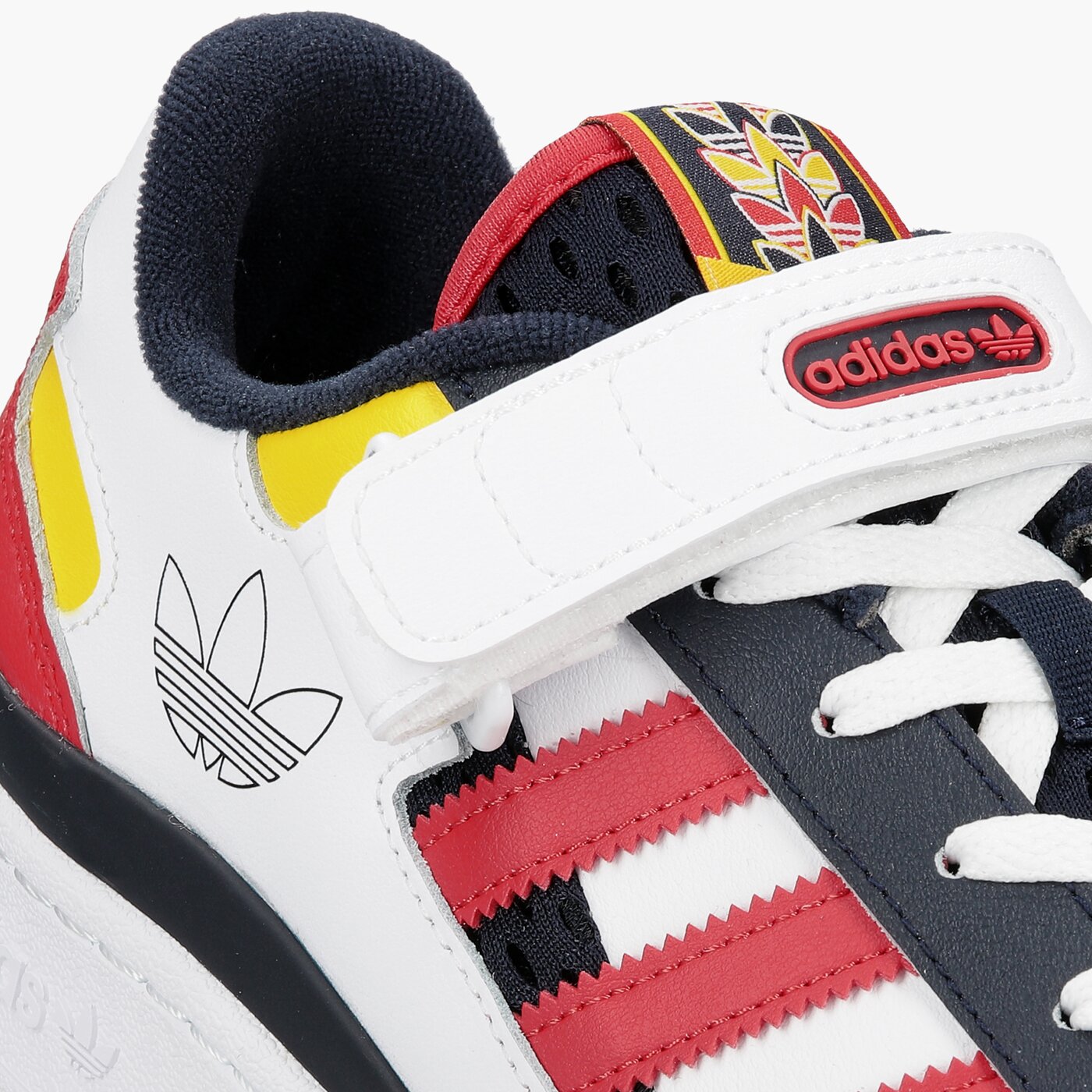 Мъжки маратонки ADIDAS FORUM LOW gz9112 цвят бял