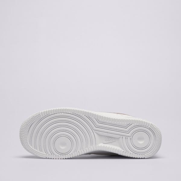 Дамски маратонки NIKE W AIR FORCE 1 '07 NEXT NATURE dc9486-115 цвят бял