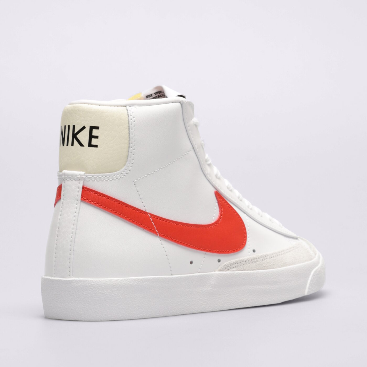 Мъжки маратонки NIKE BLAZER MID '77 VINTAGE bq6806-122 цвят бял