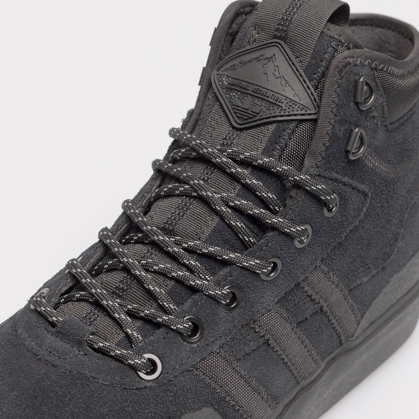 Мъжки зимни обувки ADIDAS AKANDO ATR fv5130 цвят черен