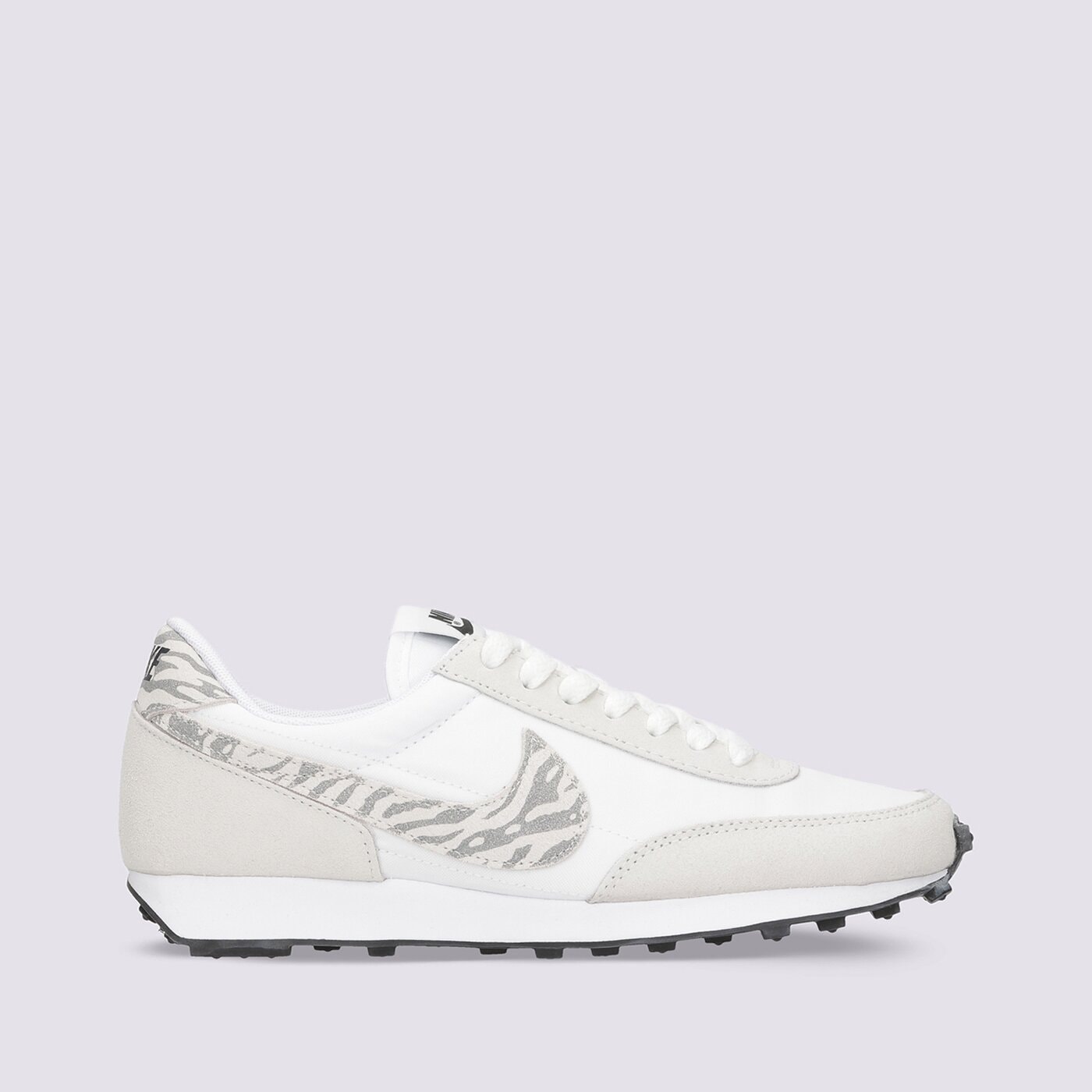 Дамски маратонки NIKE DBREAK SE dm3346-101 цвят бял