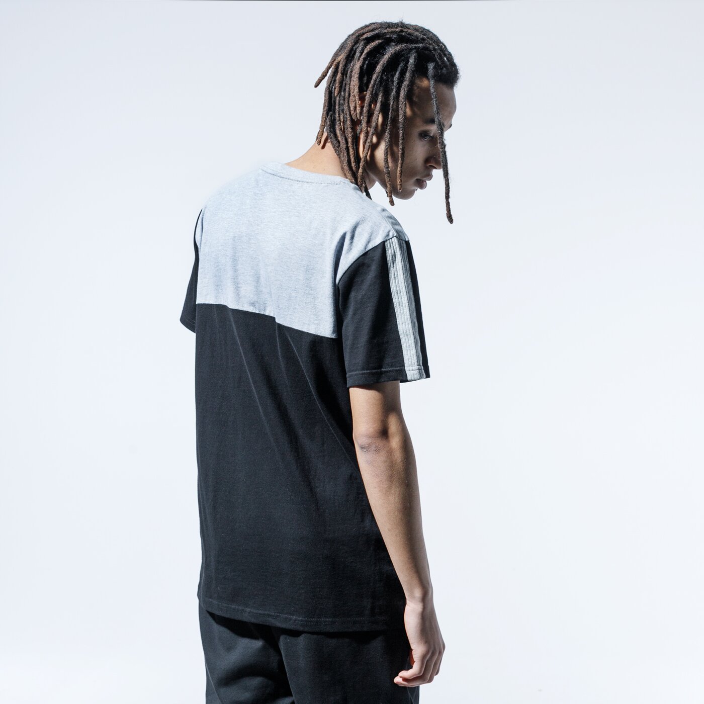 Мъжка тениска CONFRONT ТЕНИСКА LANNISTER cf120tsm55001 цвят черен