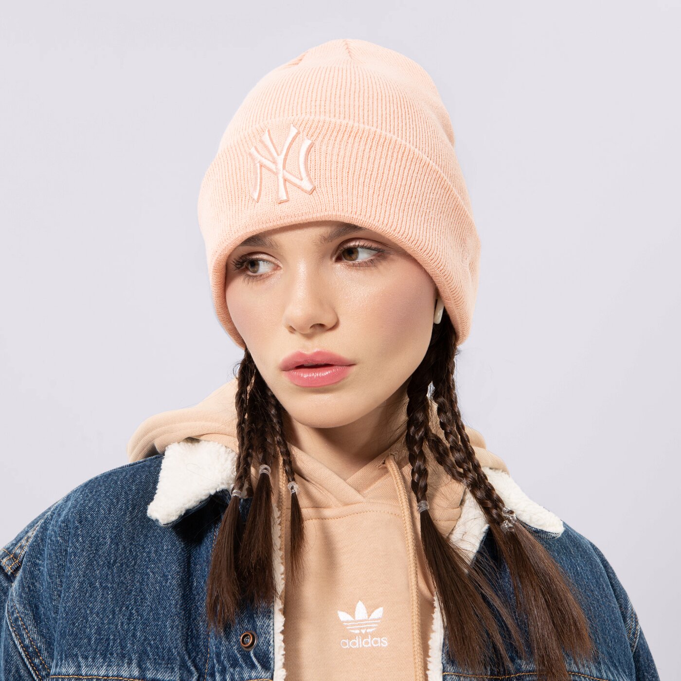 Дамска зимна шапка NEW ERA ШАПКА WMNS LE BEANIE NYY PNK NEW YORK YANKEES BSKBSK 60285087 цвят розов