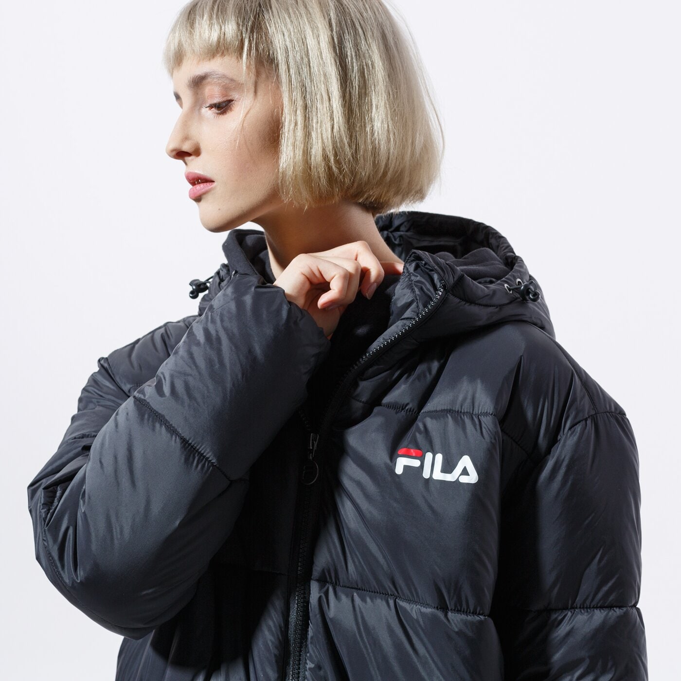 Дамско зимно яке FILA ЯКЕ BRONWEN PUFF HOOD JACKET 687219002 цвят черен