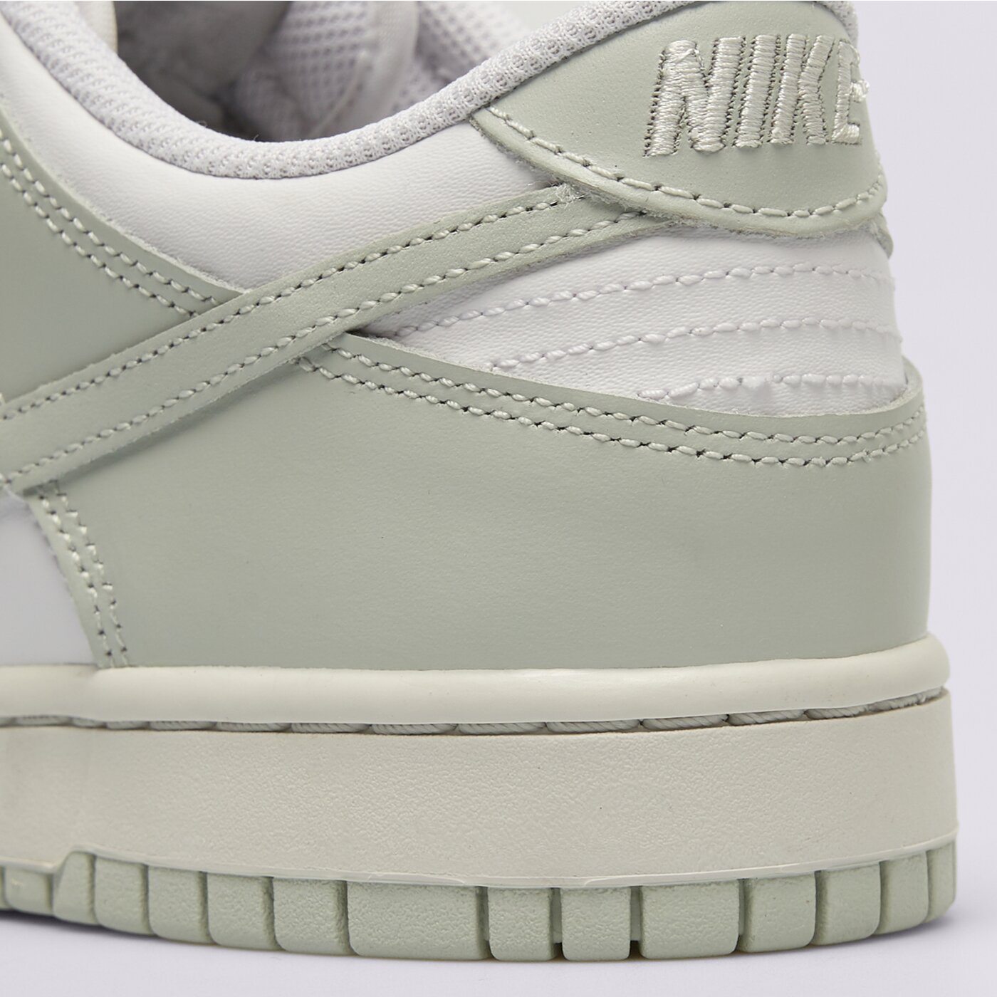 Детски маратонки NIKE DUNK LOW BG fb9109-124 цвят сребърен