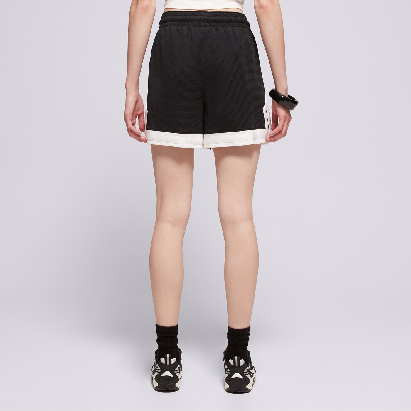 Дамски къси панталони ШОРТИ W JORDAN SPT DMND SHORT 4" BLACK/WHITE/WHITE/BLACK fn5134-010 цвят черен