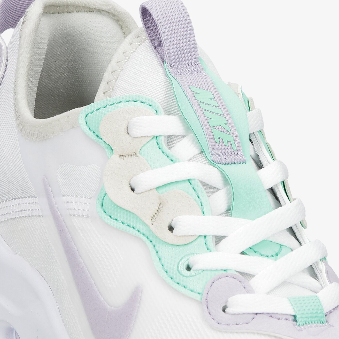 Дамски маратонки NIKE W REACT ART3MIS da1647-100 цвят бял