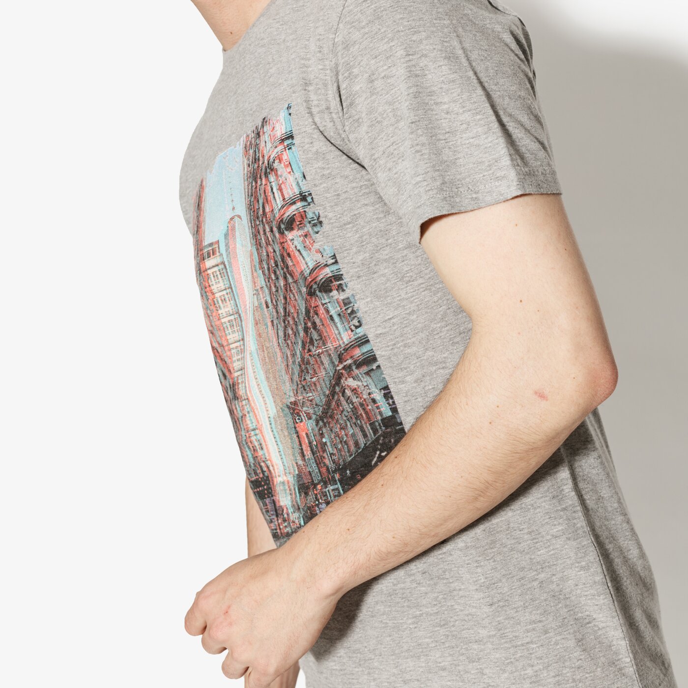 Мъжка тениска CONFRONT ТЕНИСКА SS CITY cf18tsm76001 цвят сив