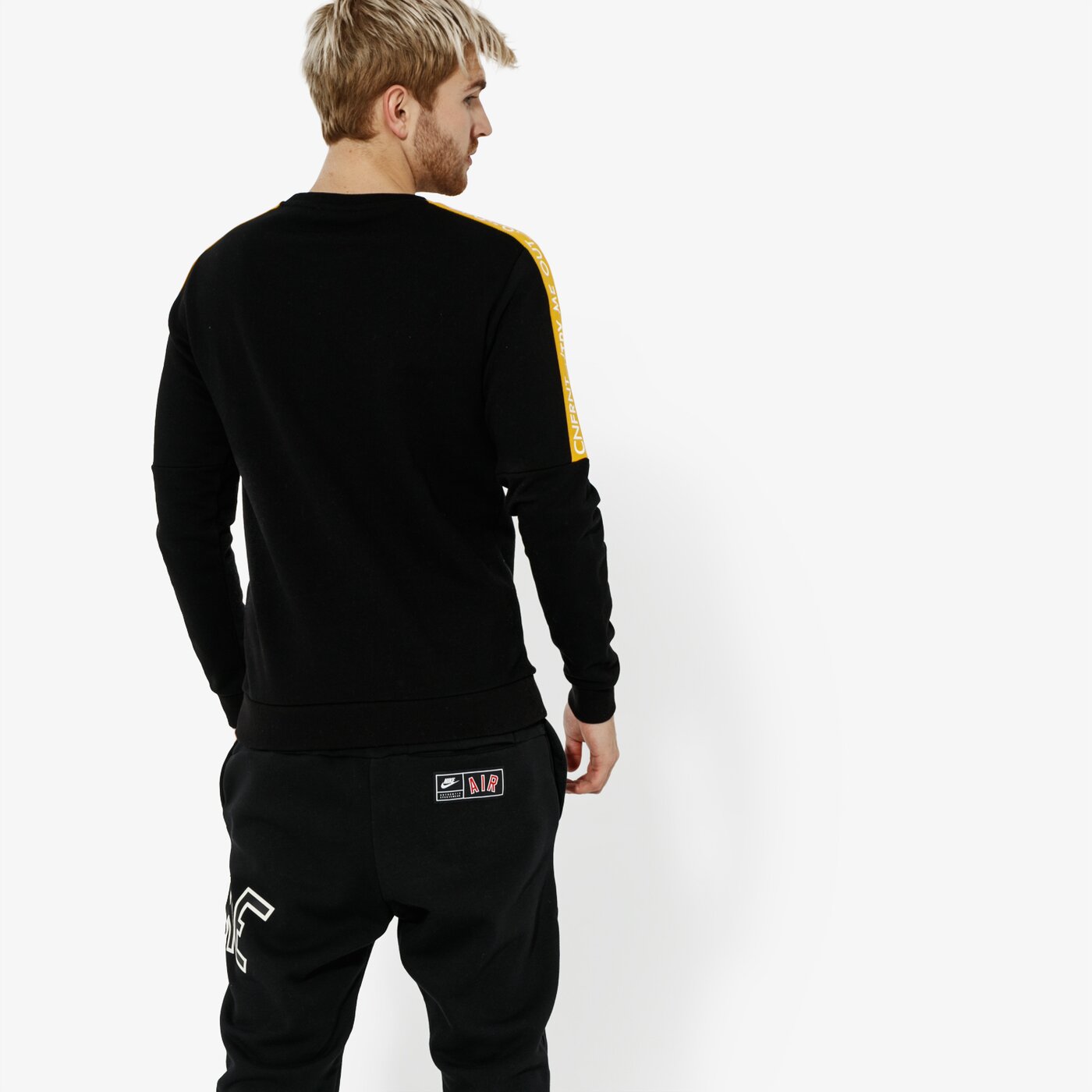 Мъжки суичър CONFRONT СУИТЧЪР HORNET cf19blm08001 цвят черен