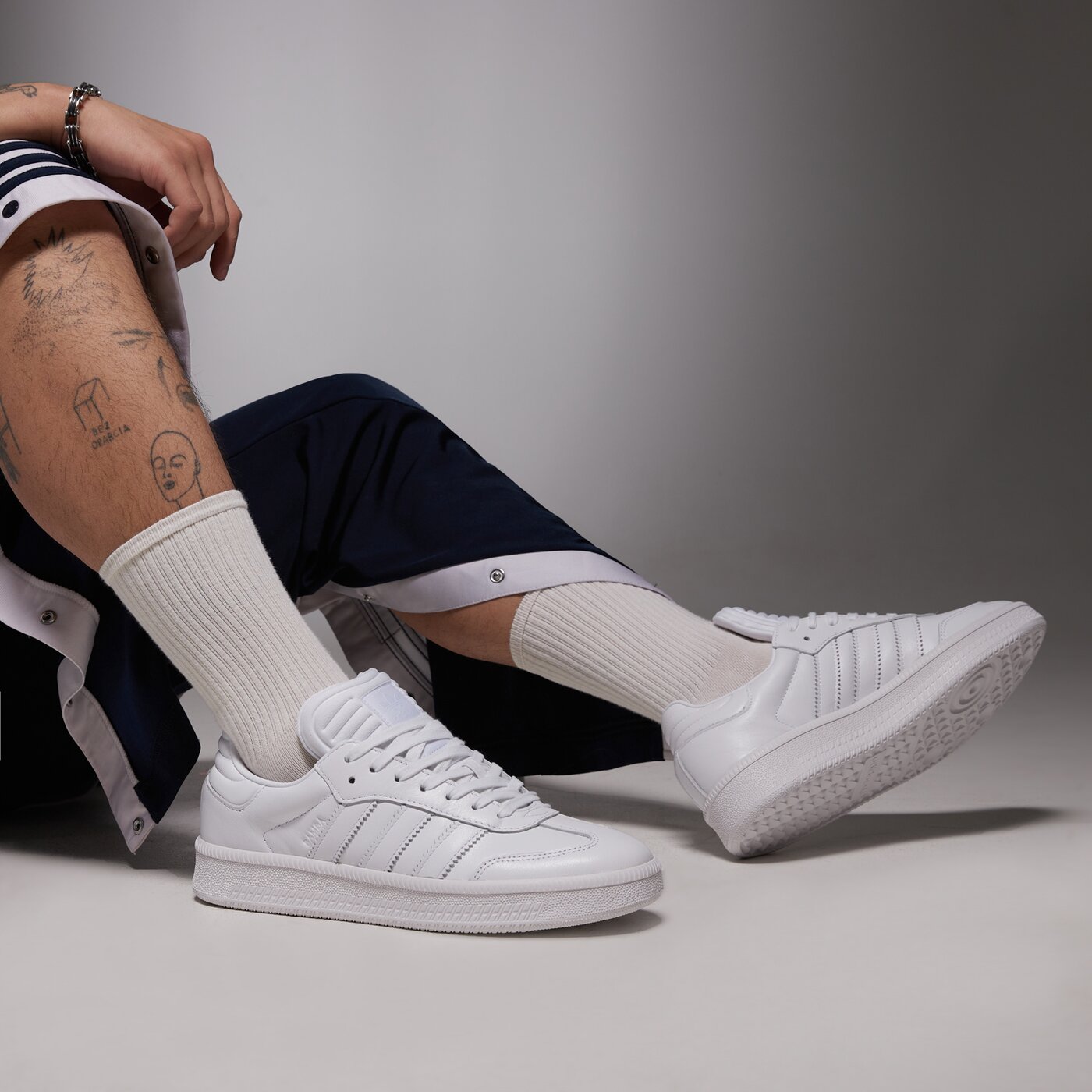 Мъжки маратонки ADIDAS SAMBA XLG ji3194 цвят бял