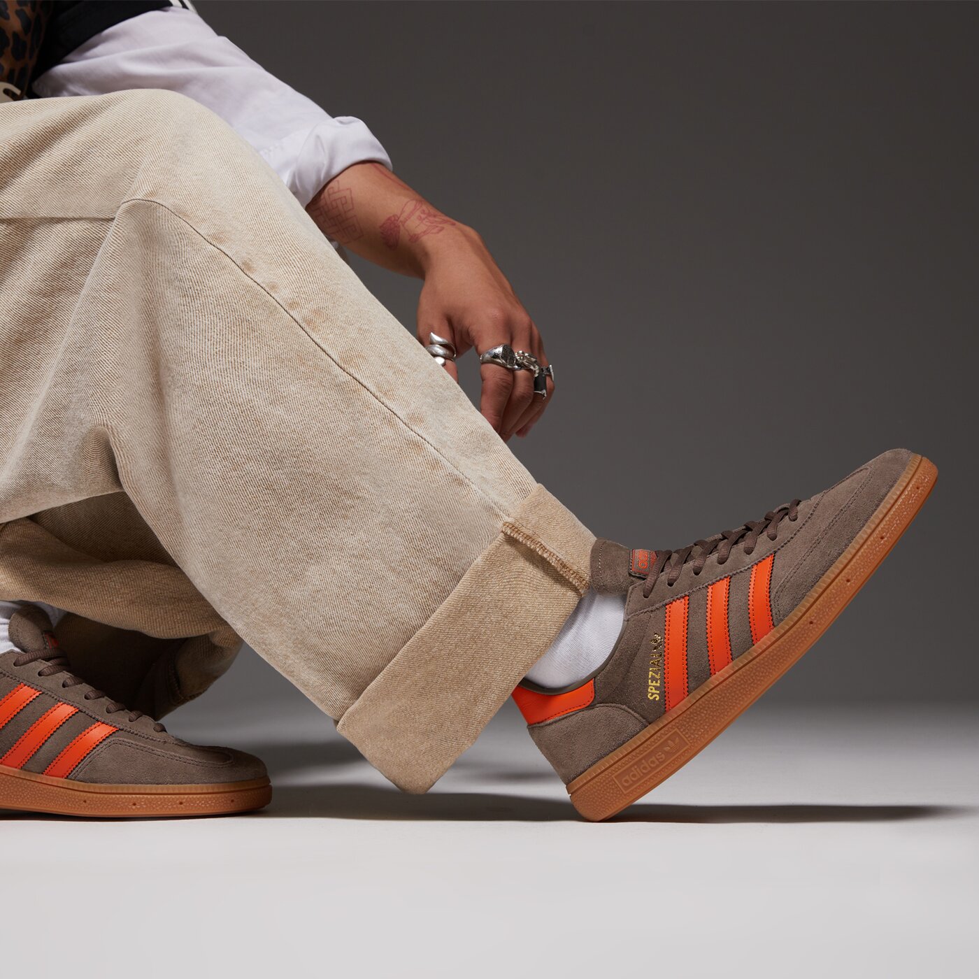 Мъжки маратонки ADIDAS HANDBALL SPEZIAL  jr3846 цвят сив