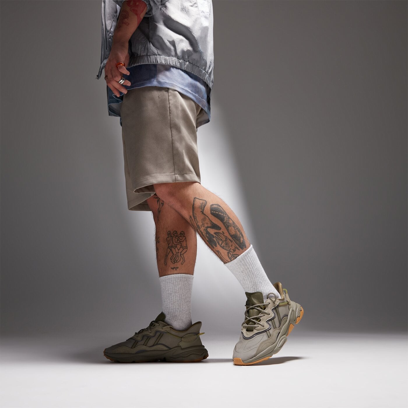 Мъжки маратонки ADIDAS OZWEEGO ee6461 цвят каки