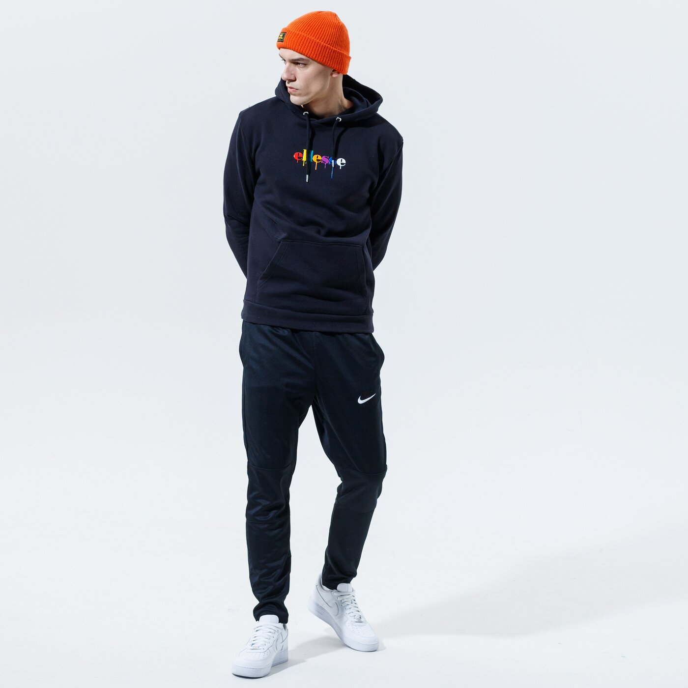 Мъжки суичър ELLESSE СУИТЧЪР С КАЧУЛКА BAZ OH HOODY BLK shi12362011 цвят черен