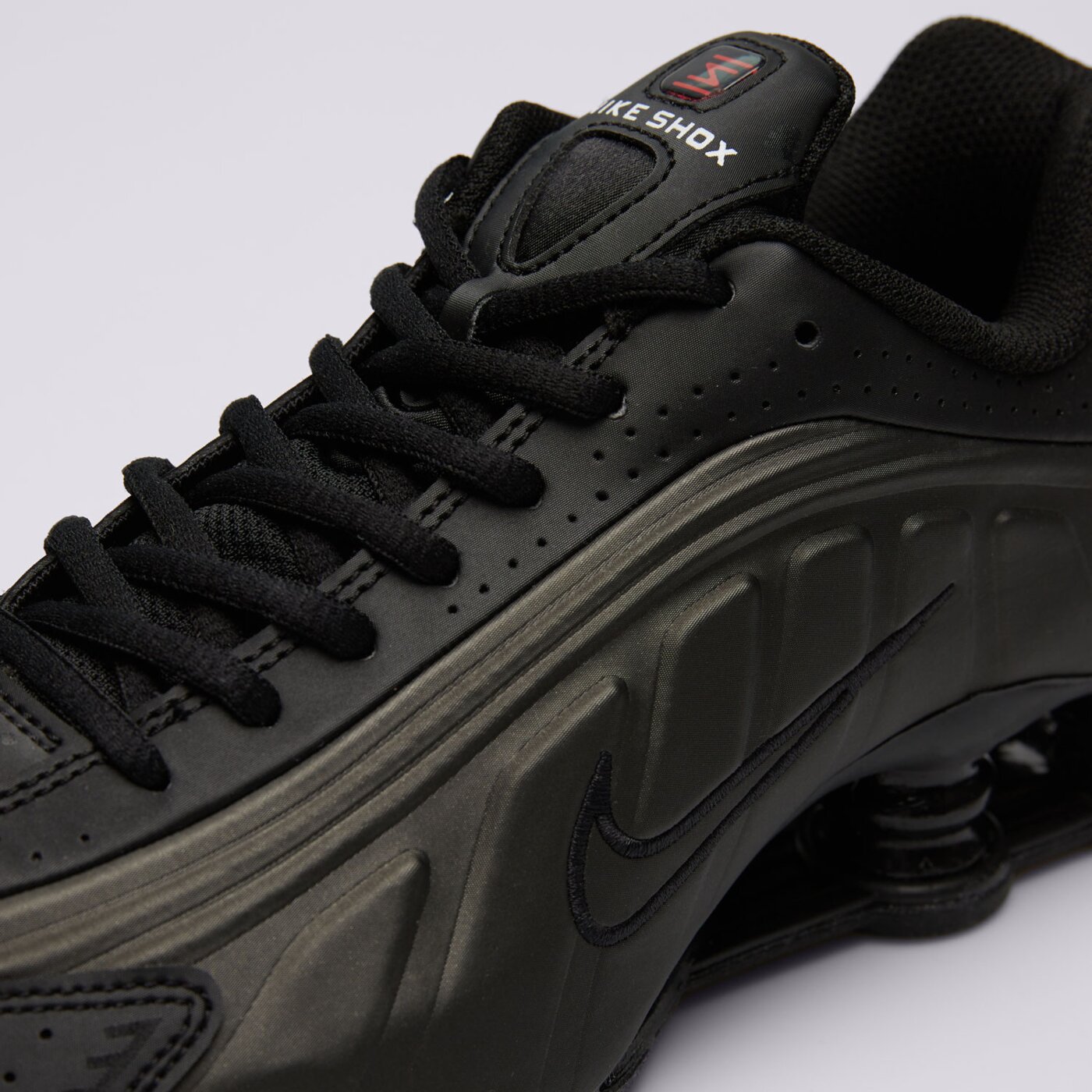 Детски маратонки NIKE SHOX R4 (GS) cw2626003 цвят черен