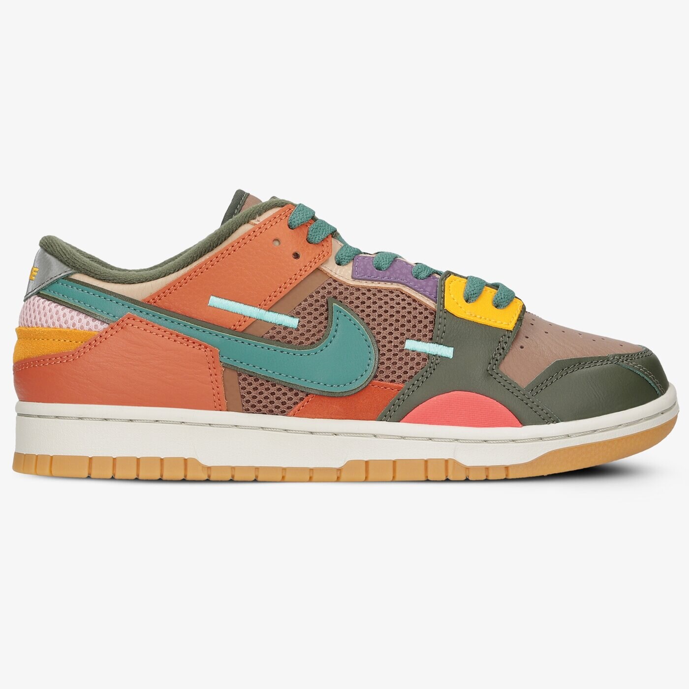 Мъжки маратонки NIKE DUNK SCRAP db0500-200 цвят кафяв