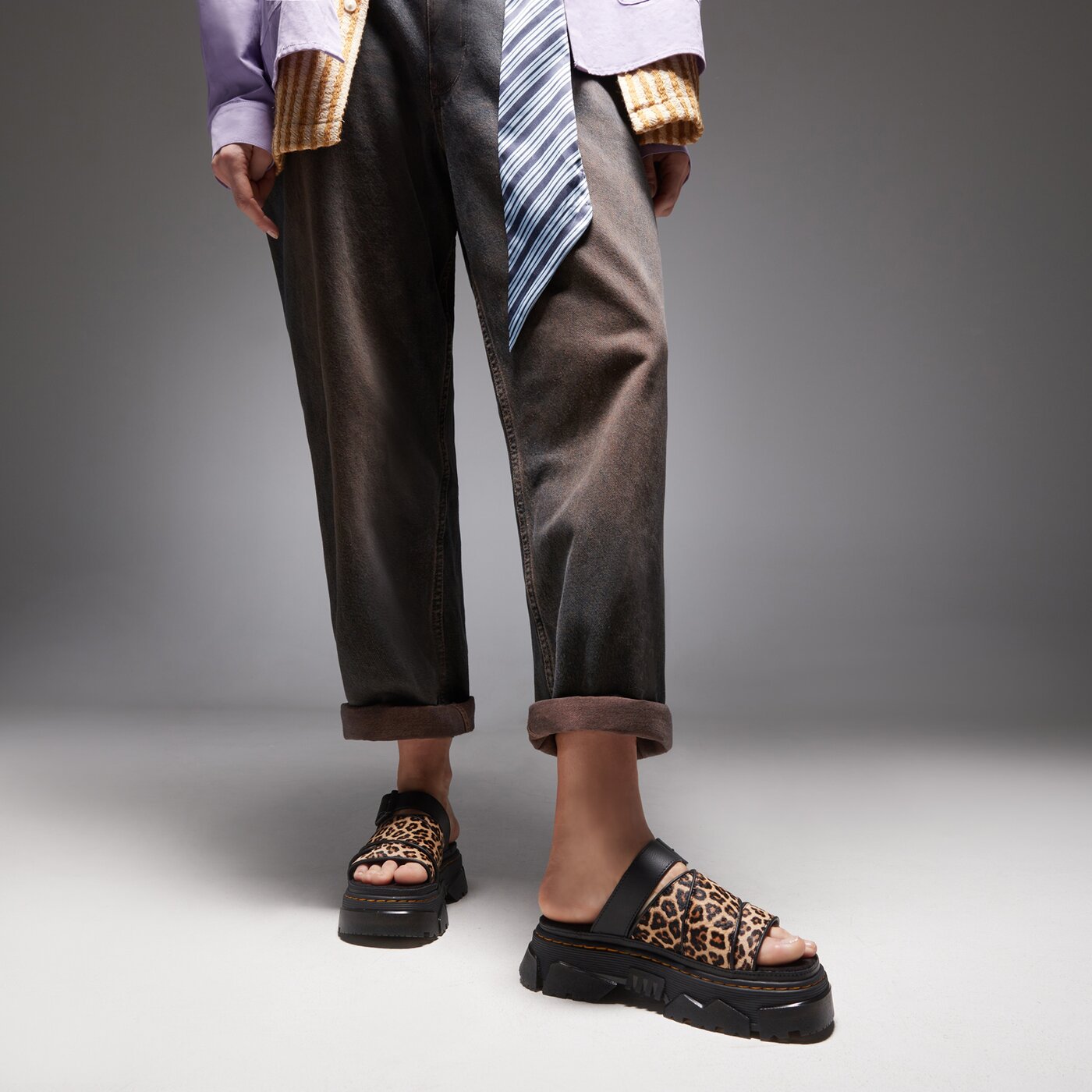 Дамски чехли и сандали DR.MARTENS MATTISON SLIDE SANDAL 41110200 цвят кафяв