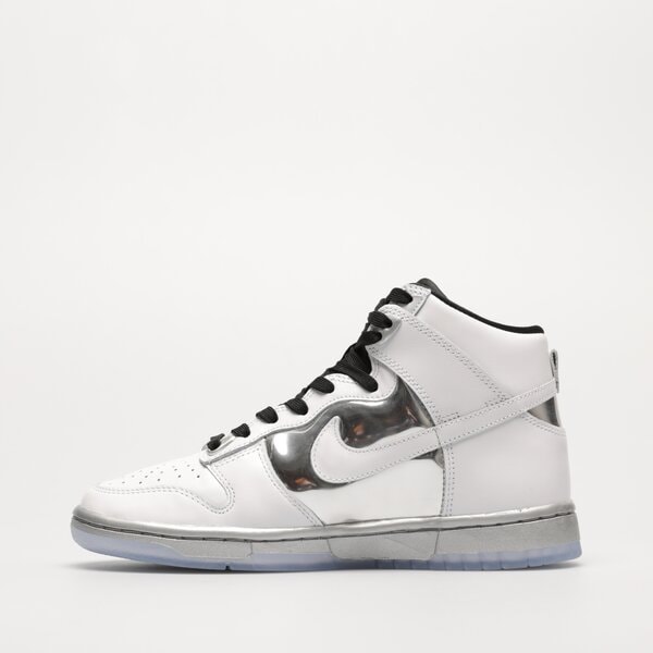 Дамски маратонки NIKE DUNK HIGH SE  dx5928-100 цвят бял