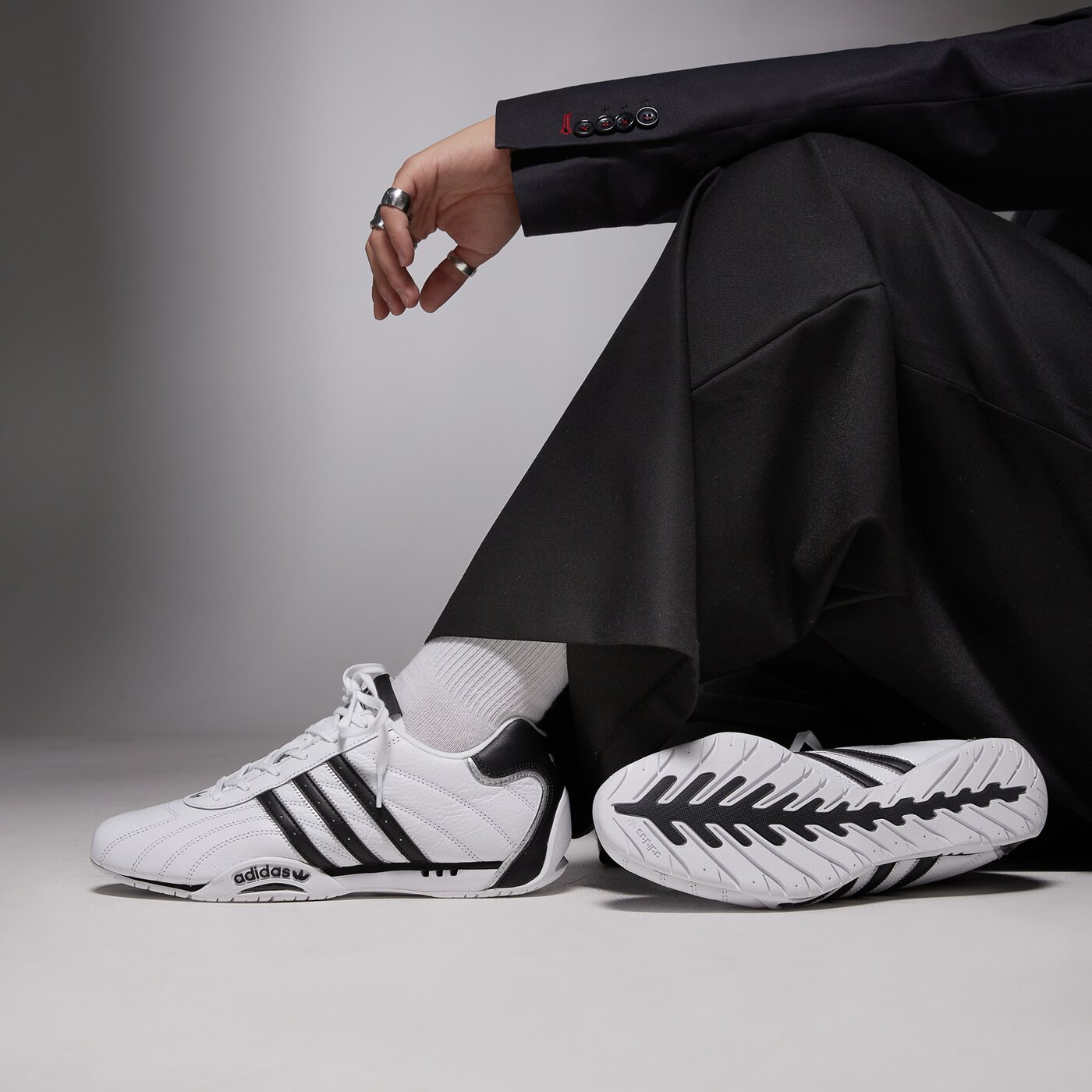 Мъжки маратонки ADIDAS ADIRACER LO jh8732 цвят бял