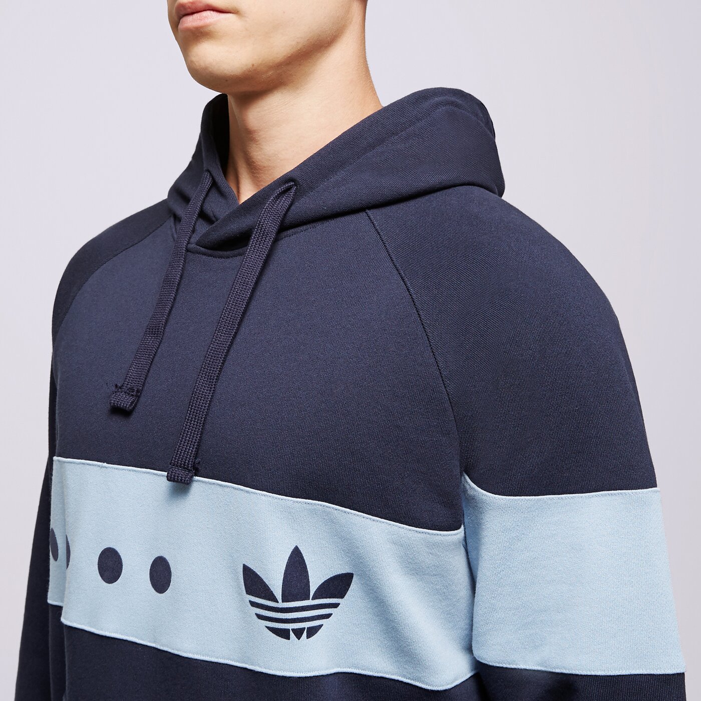 Мъжки суичър ADIDAS СУИТЧЪР С КАЧУЛКА CITY HOODIE ic8391 цвят тъмносин