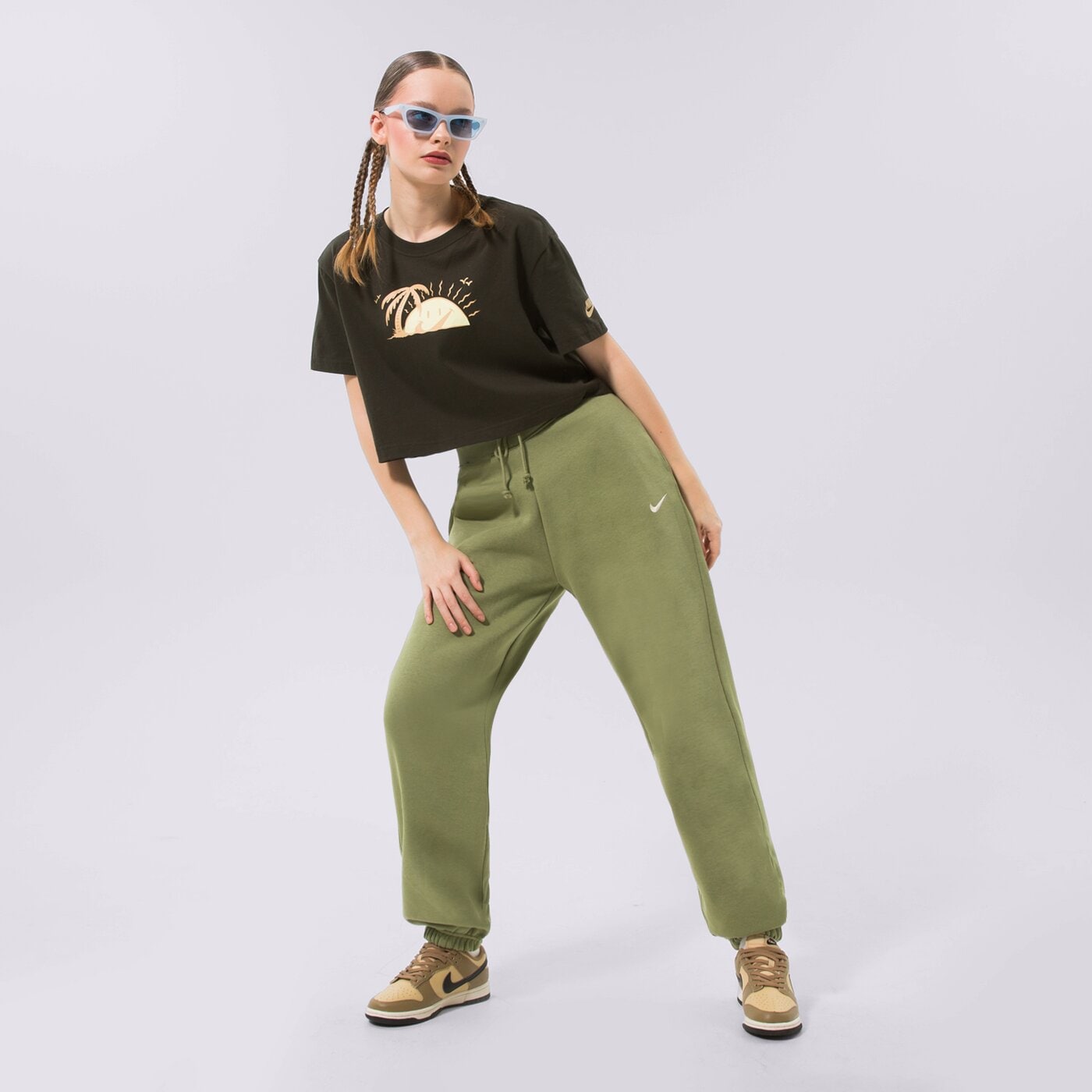 Дамска тениска NIKE  ТЕНИСКА SPORTSWEAR CROP dq3309-355 цвят черен