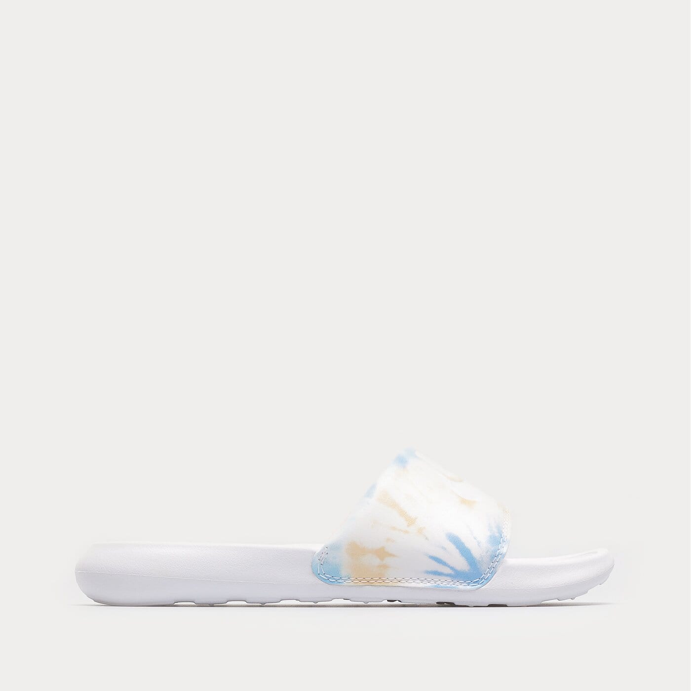 Дамски чехли и сандали NIKE VICTORI PRINT cn9676-101 цвят бял