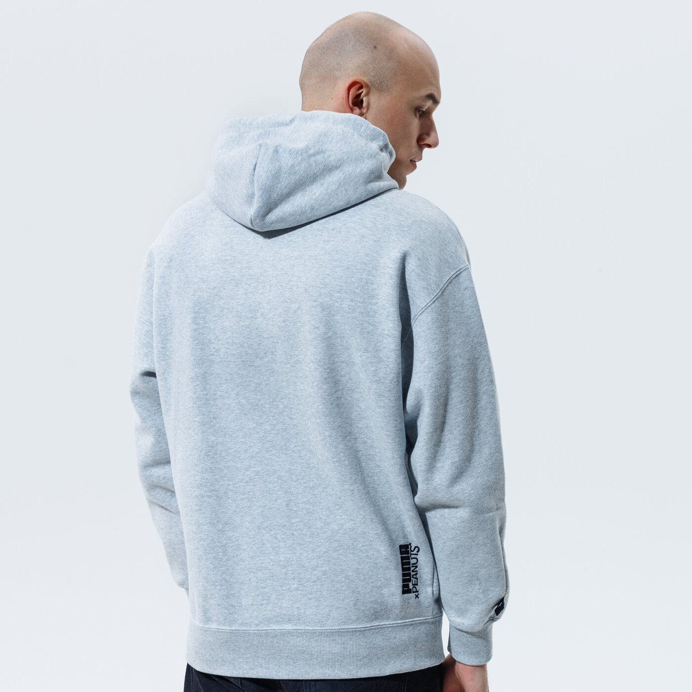 Мъжки суичър PUMA СУИТЧЪР С КАЧУЛКА PUMA X PEANUTS HOODIE 53061404 цвят сив