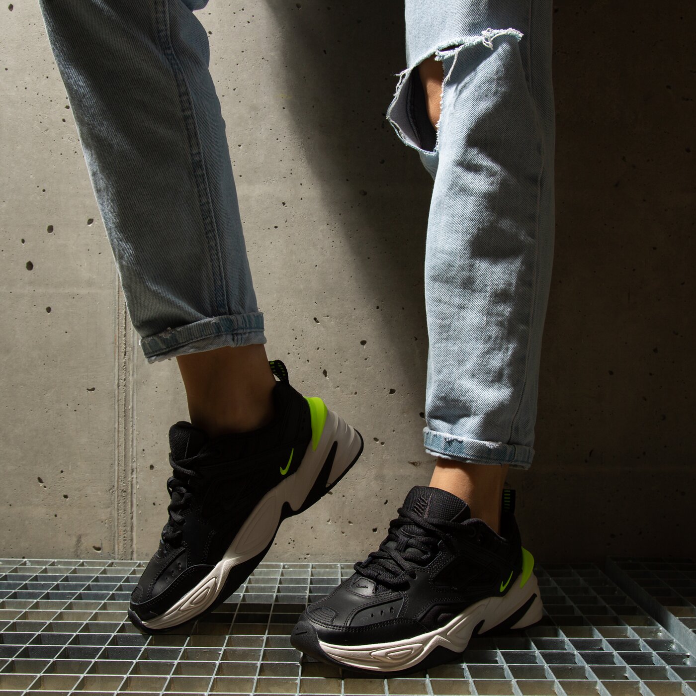 Дамски маратонки NIKE M2K TEKNO ao3108-002 цвят черен