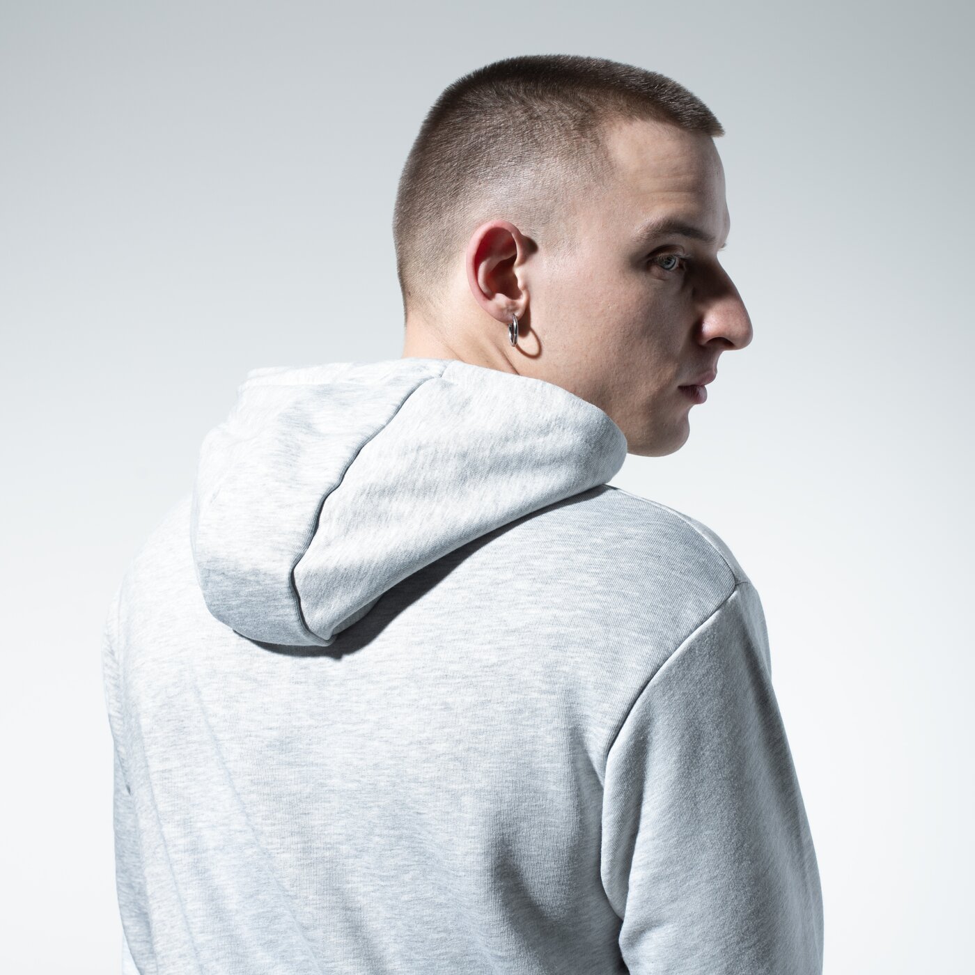 Мъжки суичър FILA СУИТЧЪР С КАЧУЛКА EDISON HOODY 688163b13 цвят сив