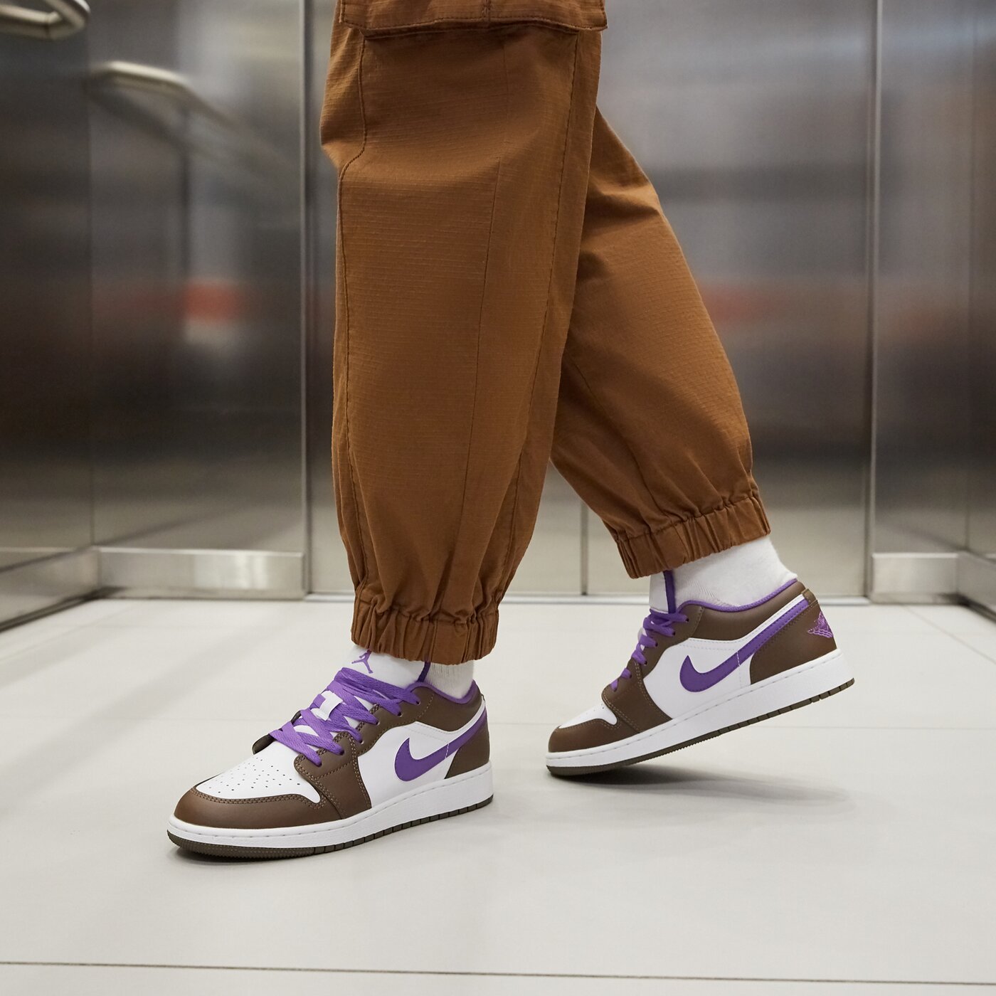 Детски маратонки AIR JORDAN 1 LOW  553560-215 цвят многоцветен