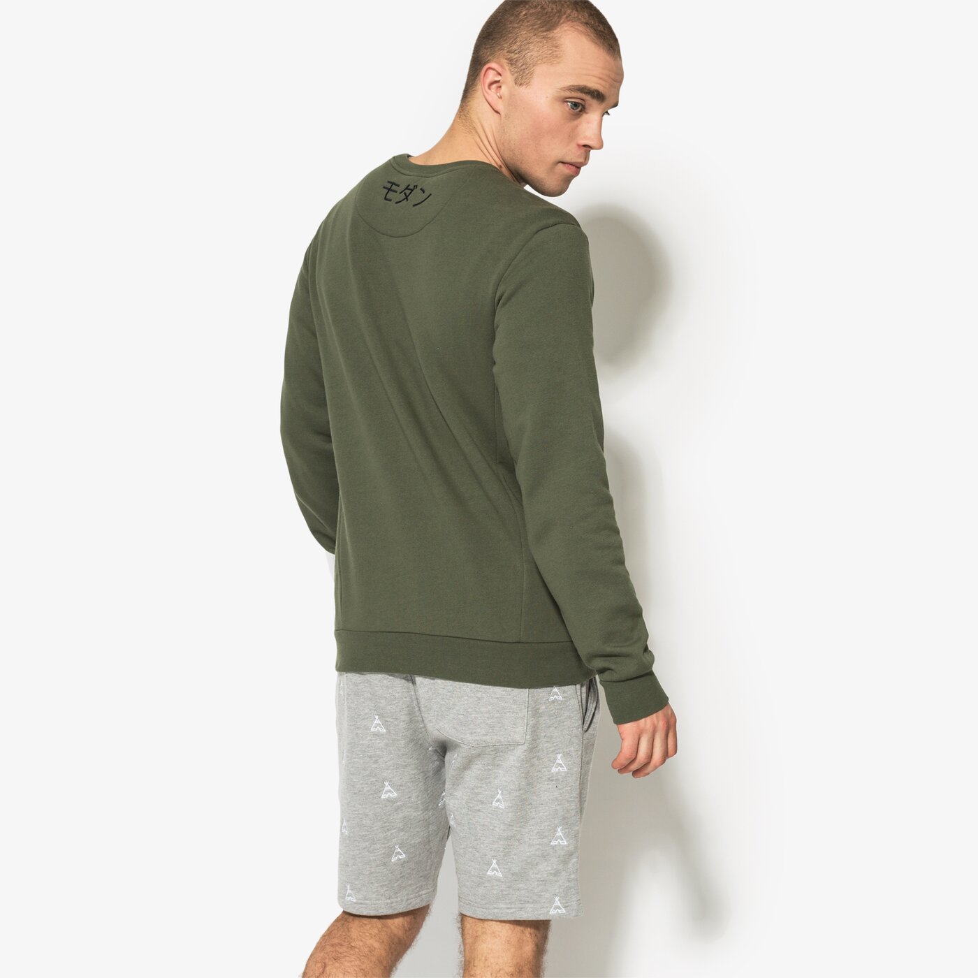 Мъжки суичър CONFRONT СУИТЧЪР ASH cf18blm12001 цвят зелен