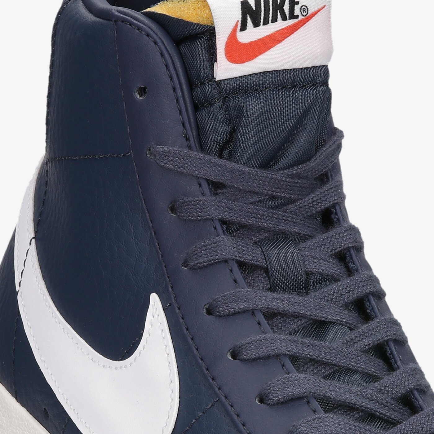 Мъжки маратонки NIKE BLAZER MID '77 VINTAGE bq6806-401 цвят тъмносин