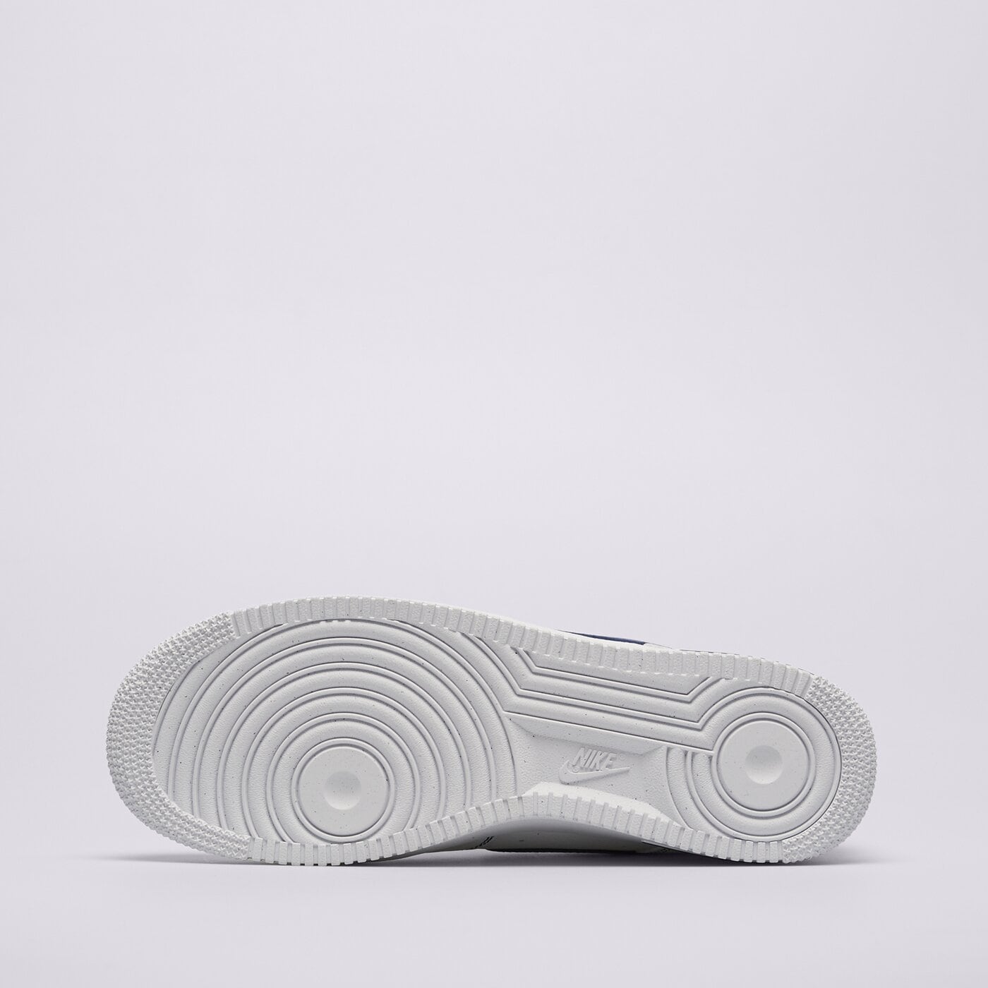 Мъжки маратонки NIKE AIR FORCE 1 '07 LV8 hq2037-100 цвят бял