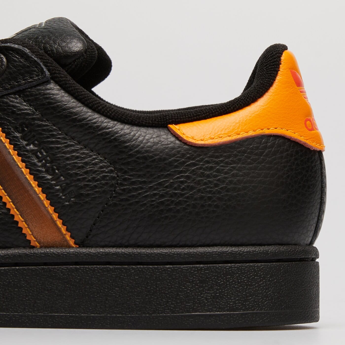 Дамски маратонки ADIDAS SUPERSTAR II W jq6469 цвят черен