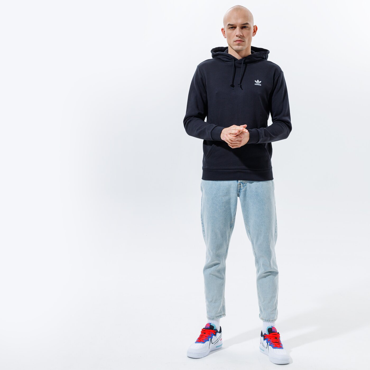 Мъжки суичър ADIDAS СУИТЧЪР С КАЧУЛКА ESSENTIAL HOODY fm9956 цвят черен